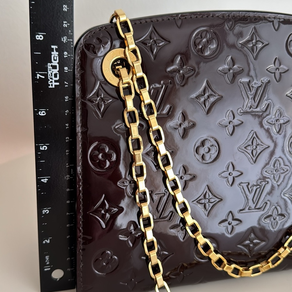 Louis Vuitton *LIKE NEW* Vernis Leather Amarante MM Virginia Bag with Gold Chain - Picture 3 of 16